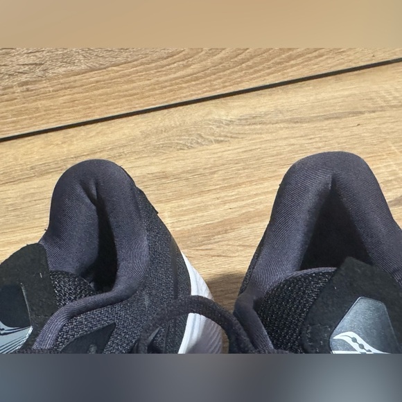 Saucony Ride 15 Fifteen women’s size 8.5 black white running sneakers gym shoes - Picture 5 of 10